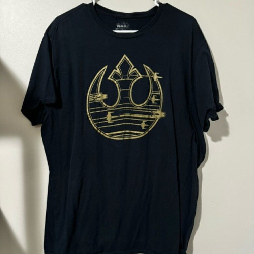 USED Men's Short Sleeve Shirt Color Black / Gold Size 2XL Star Wars Rebels